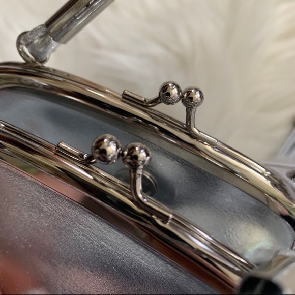 ⚡️SALE⚡️Urban Outfitters Silver Pocket Purse - Picture 4 of 7